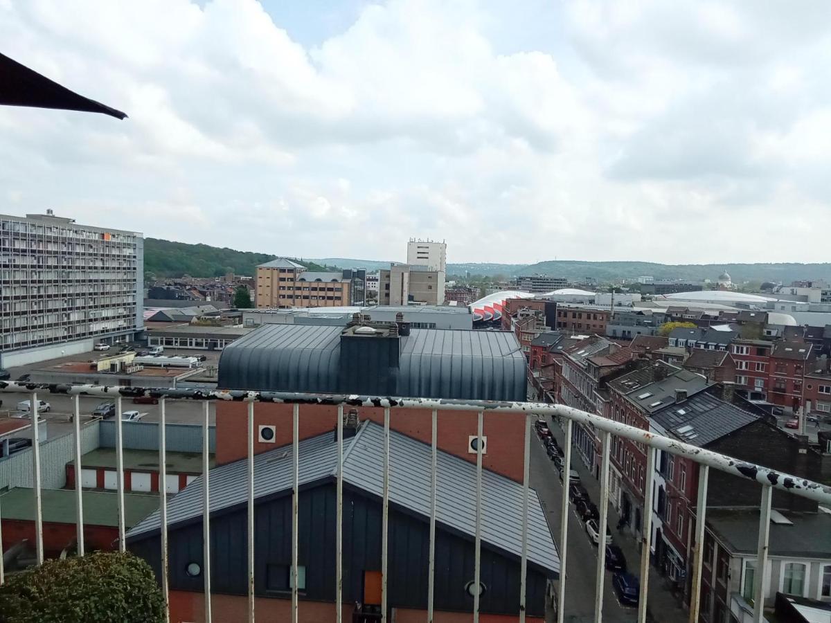 Liege Centre Mediacite Appartement Possible Parking Terrasse Immense 8Eme Pour 2 Personnes Bagian luar foto
